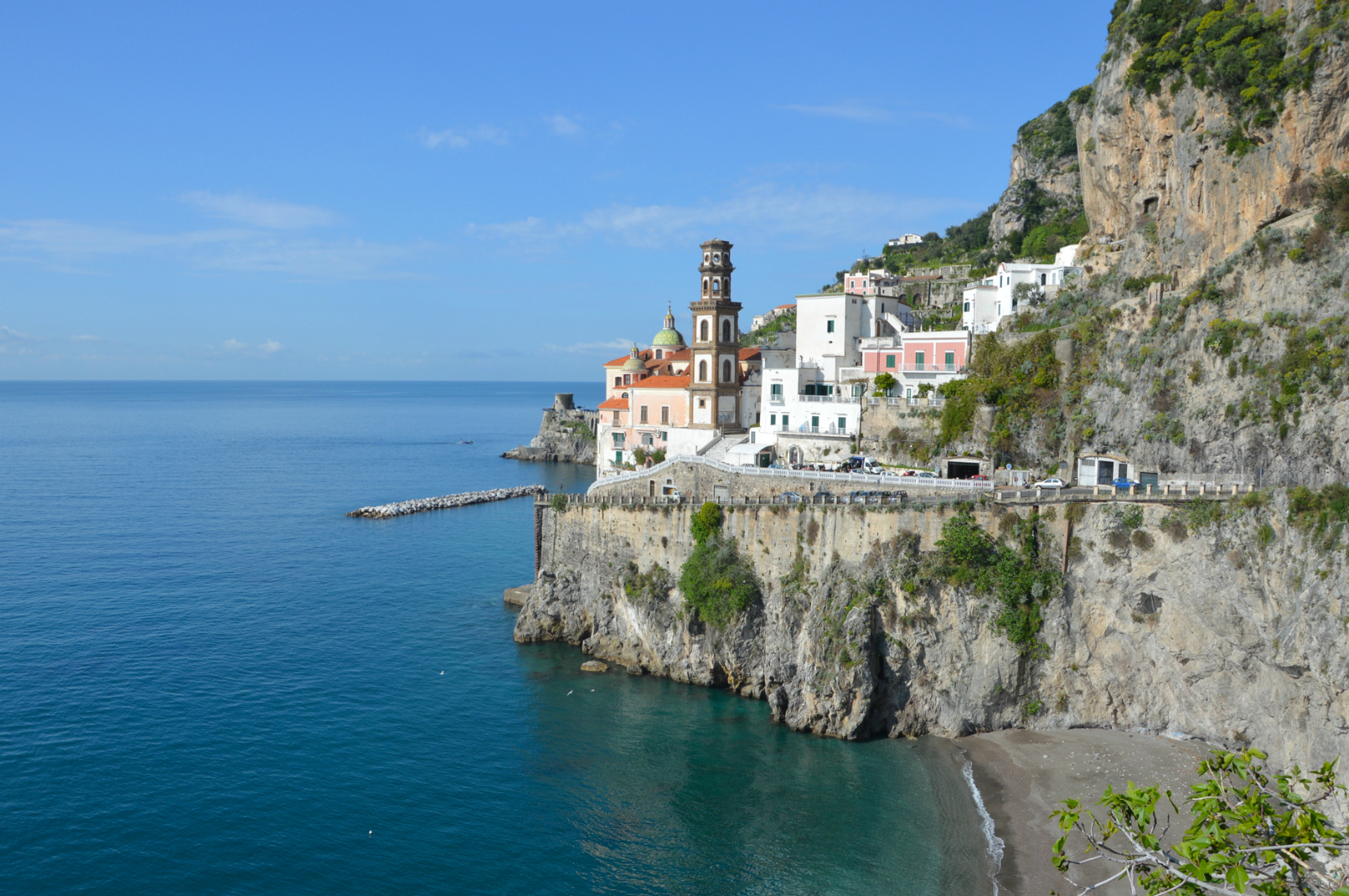 Romantic Getaway to the Captivating Amalfi Coast